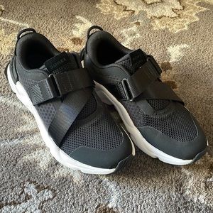 SOREL Kinetic RNEGD Strap Sneaker